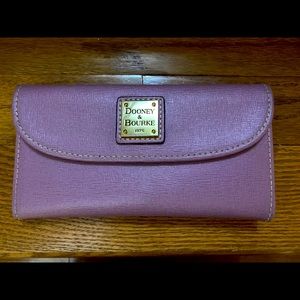 Dooney & Bourke Wallet